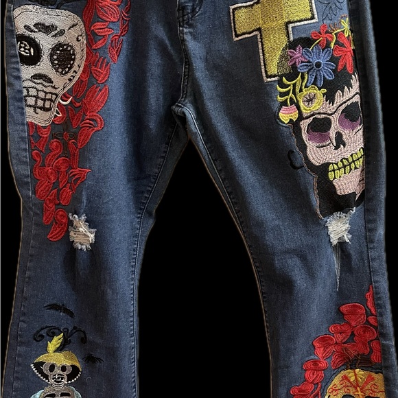MISSLOOK Women's Boot Cut Jeans with Colorful Embroidery - Picture 1 of 13